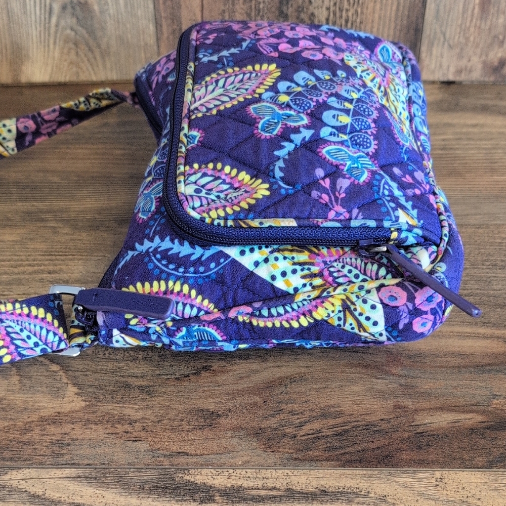 Vera Bradley Batik Leaves Adjustable Crossbody Hipster Bag M547 - Picture 5 of 9